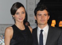 s-ORLANDO-BLOOM-MIRANDA-KERR-ENGAGED-large.jpg