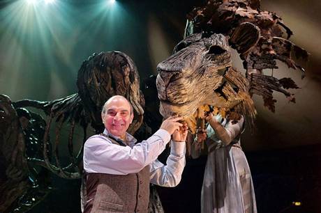 The Voice of Aslan is David Suchet for the new LWW Stage Production - Narnia  Fans
